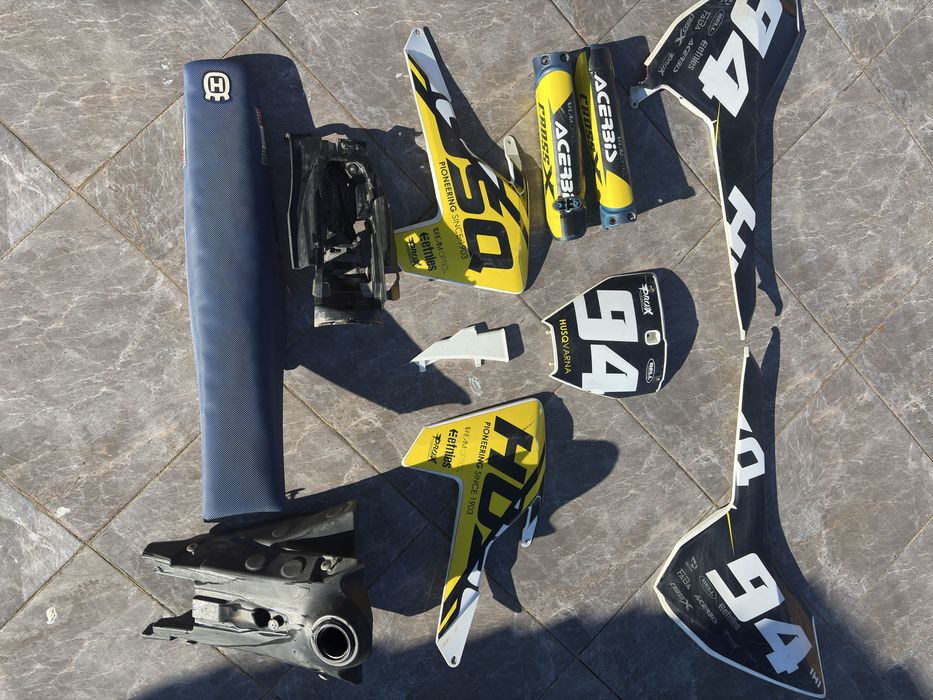 Комплект платмаси за Husqvarna fc4502019 и резервоар и др