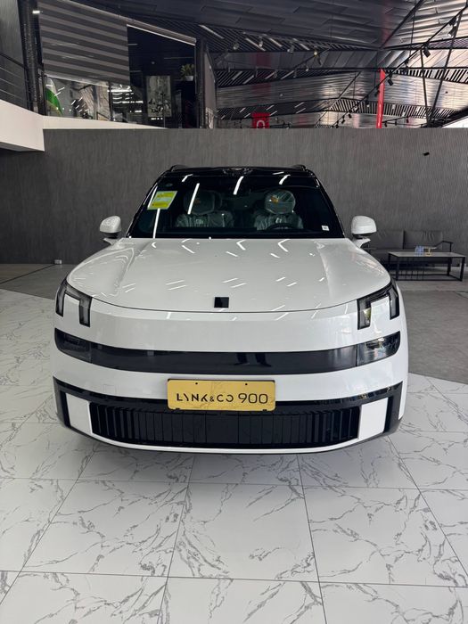 Lynk&co 900 new 2026