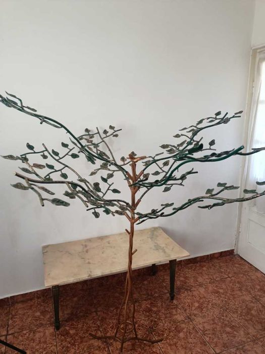 Copac din tier forjat