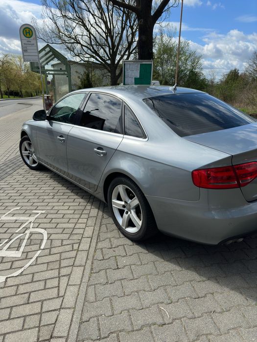 Audi A4 B8 2.0 tdi multitronic 8+1