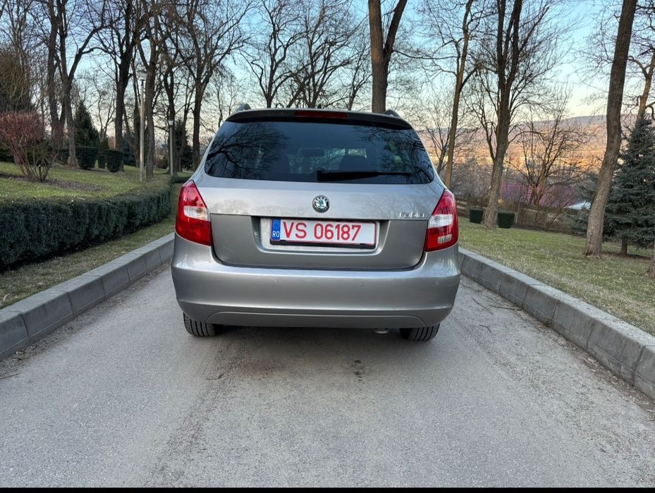 Skoda Fabia 2012 • 1.2 Benzina • 155.000 km • AC • Navigatie