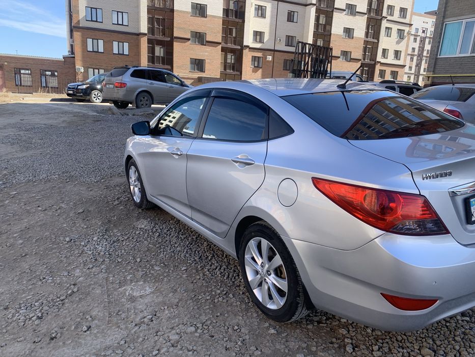 Автомобиль Хундай Акцент