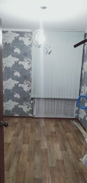 Продаю 4 комнатную квартиру