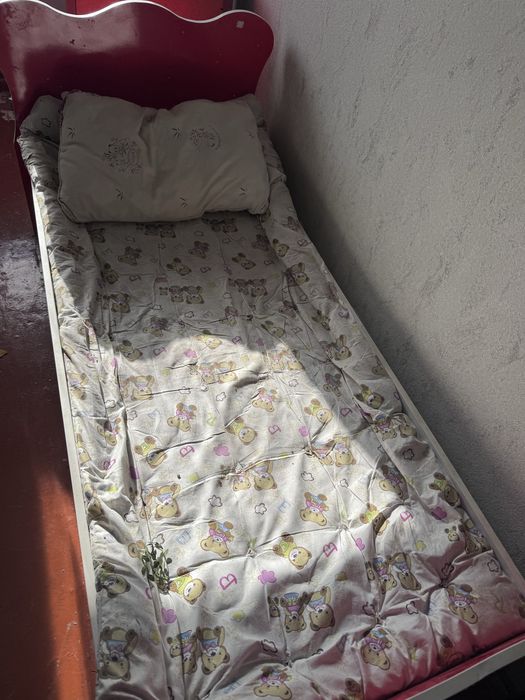 Продаётся Кровать детская
