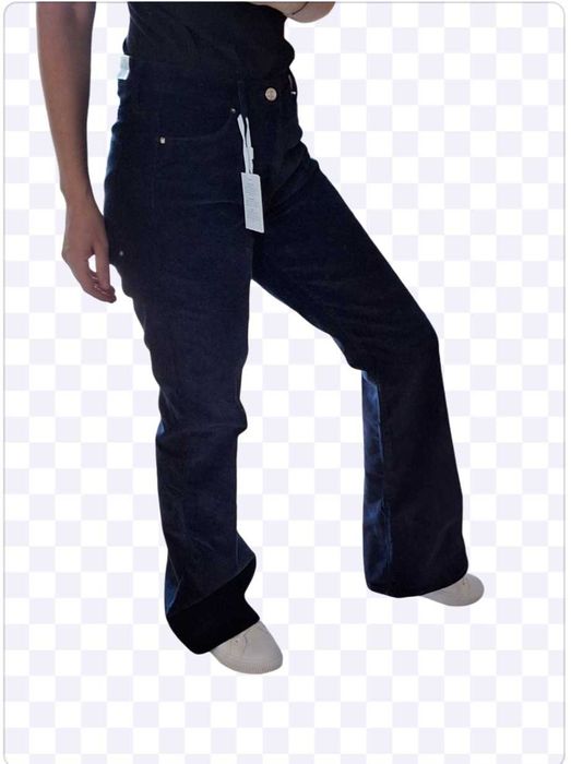 Blugi dama. Tommy Jeans si Tommy Hilfiger My Clothes pe Facebook