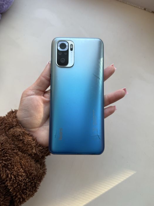 Продам телефон Редми