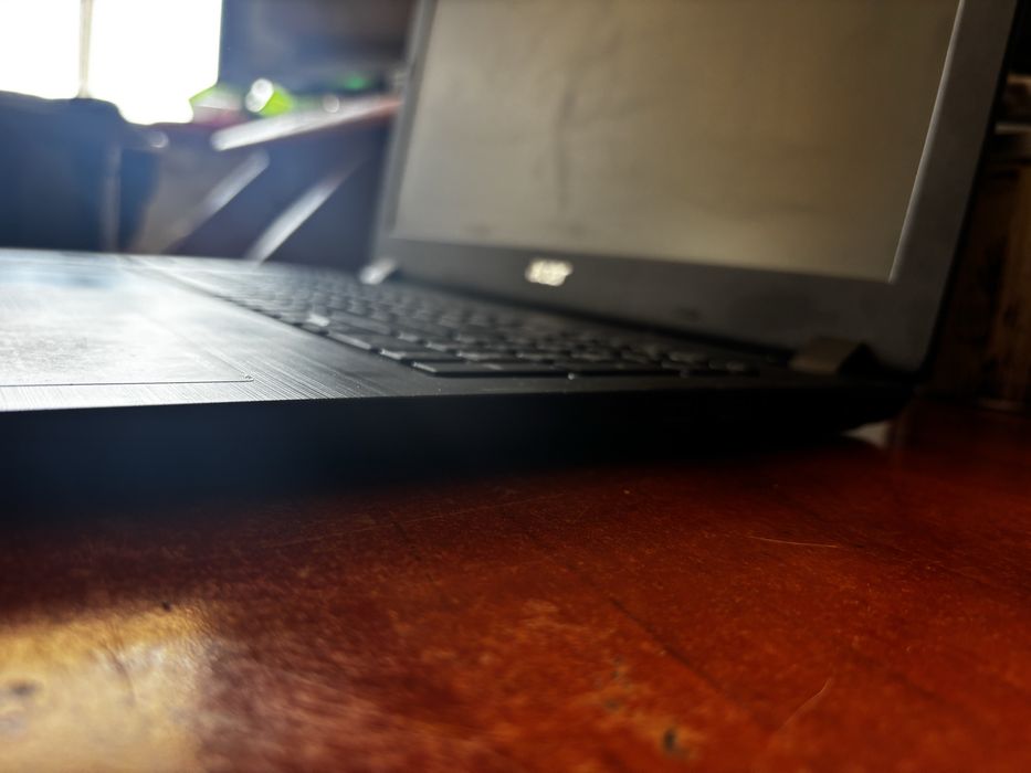 Laptop Acer Aspire 3