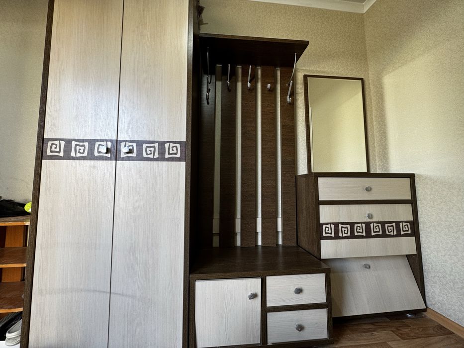 Мебель в прихожую