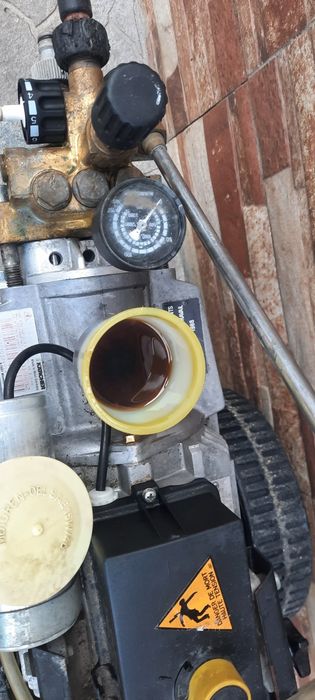 Професионална Водоструйка Karcher hd850 200бар3.5квНай Висок клас от мащините на 220Волта