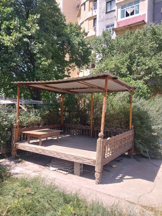 Продаётся топчан