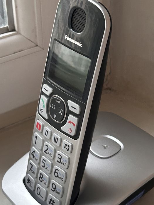 радиотелефон Panasonic KX-TGE510RUS