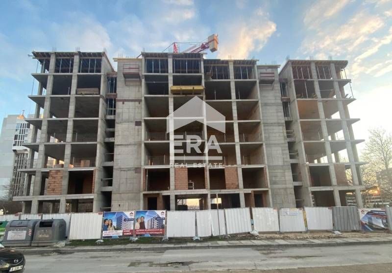 Ексклузивно! Двустаен апартамент за продажба в "CODE VARNA" - сграда