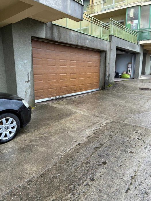 Inchiriez garaj in Andrei Muresanu pe str Trifoiului 14c