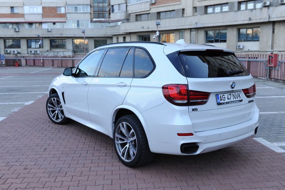 BMW X5 M-PAKET 3.0D 258CP M-PAKET//Panormaic \\Ceasuri digitale