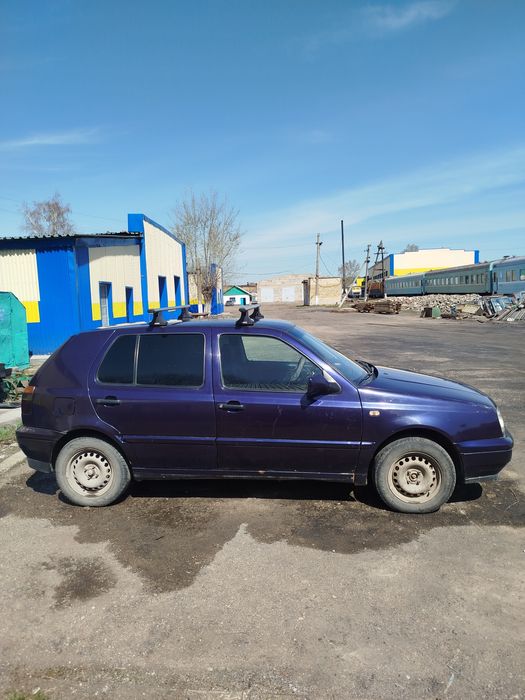 Продам Гольф 3 объем 1.8