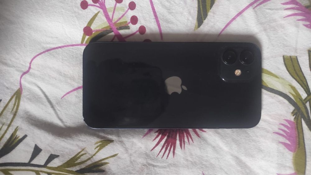 Продам Iphone 12 128gb