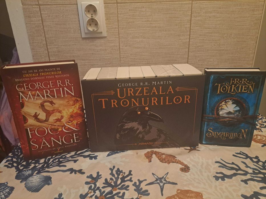 Fantasy Bundle Silmarilion si GoT