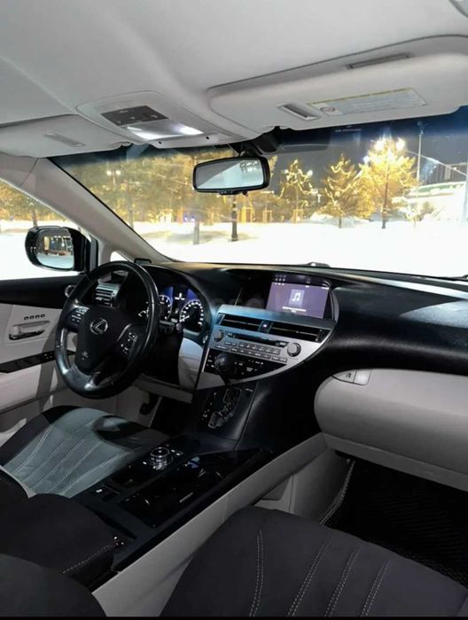 Lexus RX 270. Срочно за наличку.