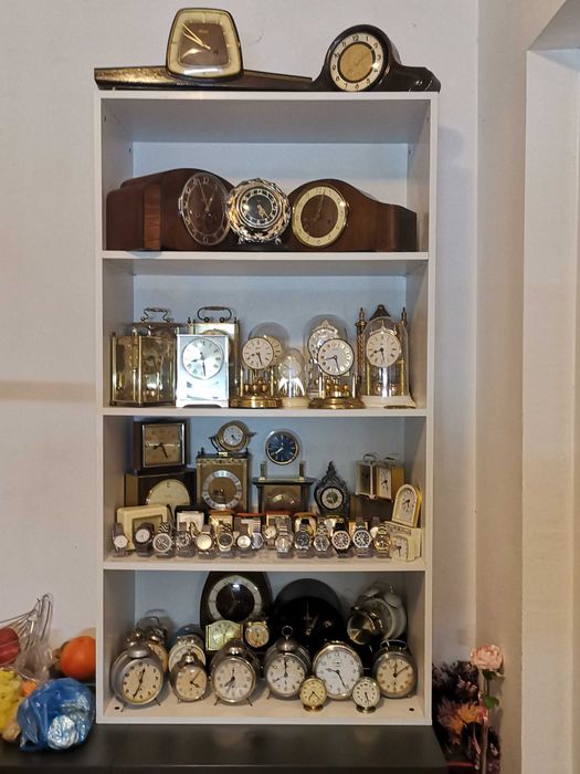 Реновирани немски настолни и каминни часовници