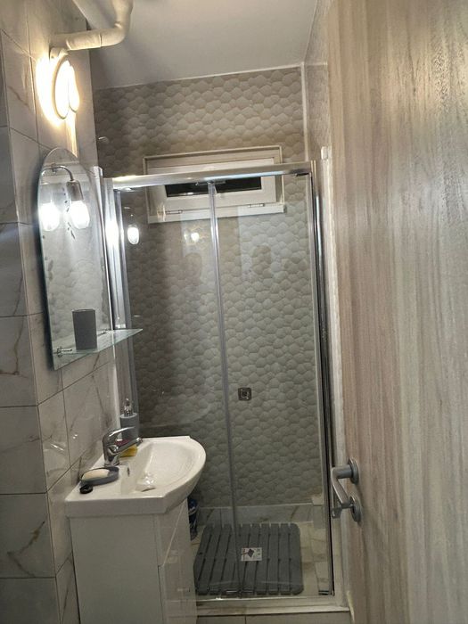Închiriez apartament 2 camere