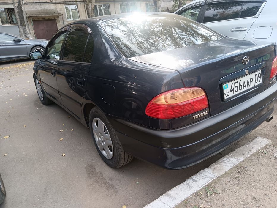 Продам тойота авенсис 2001.г. Коробка автомат. 1.8