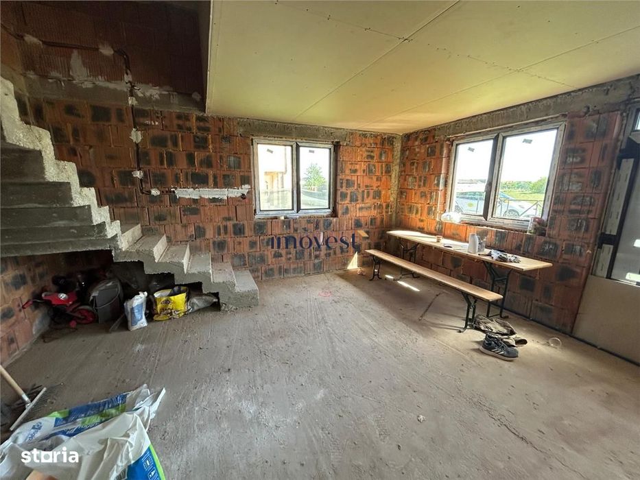 Casa de vanzare in Lazuri, Satu Mare | proprietate spatioasa cu teren