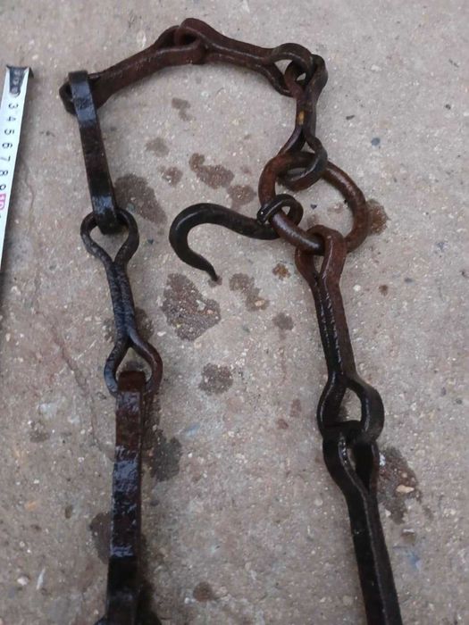 Стара верига за огнище