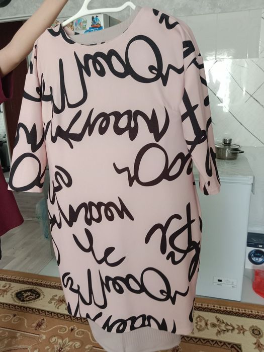 Продам платье новое