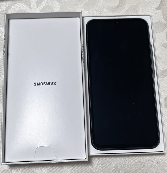 Срочно продаю самсунг А34 5G 256гб