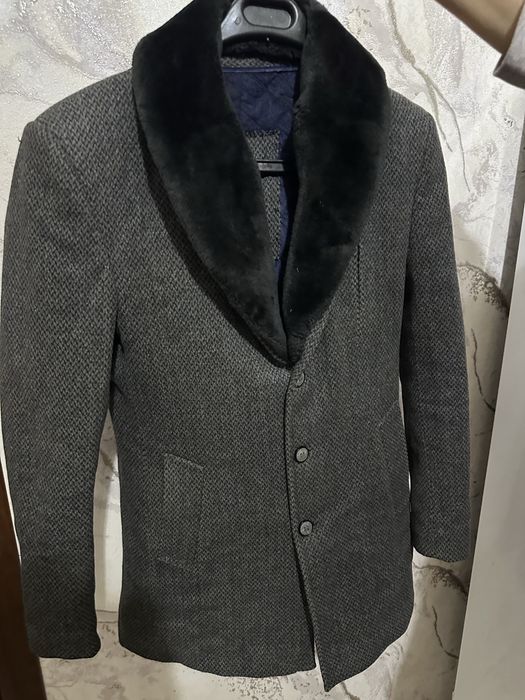 Пальто 44 размер сатылады