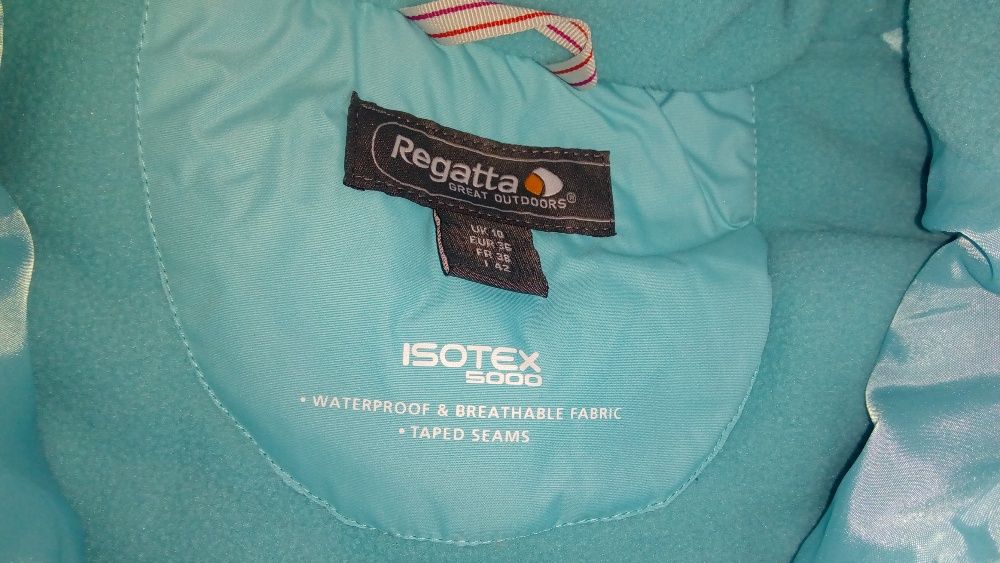 Ново дамско яке Regatta Aqua Blue Waterproof 49.90 лв, размер  S