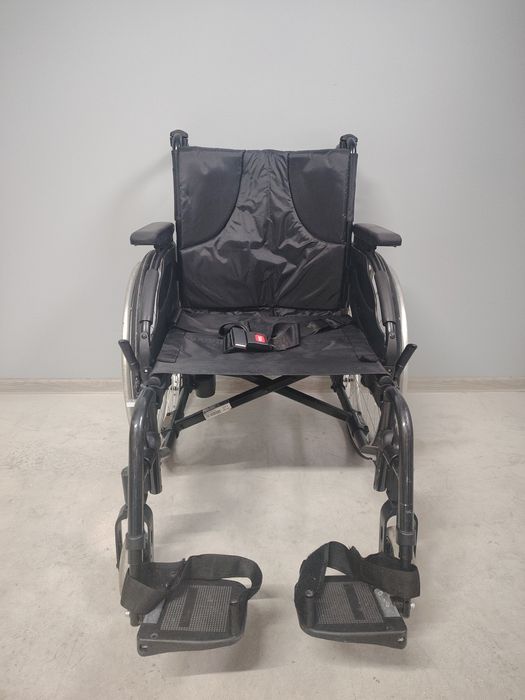 Scaun cu rotile/Carucior rulant pentru persoane cu handicap149