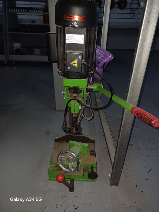 Долбешка на 220 v