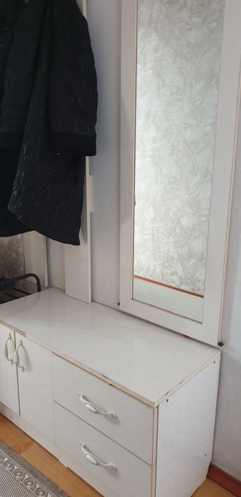 шкаф распашной...