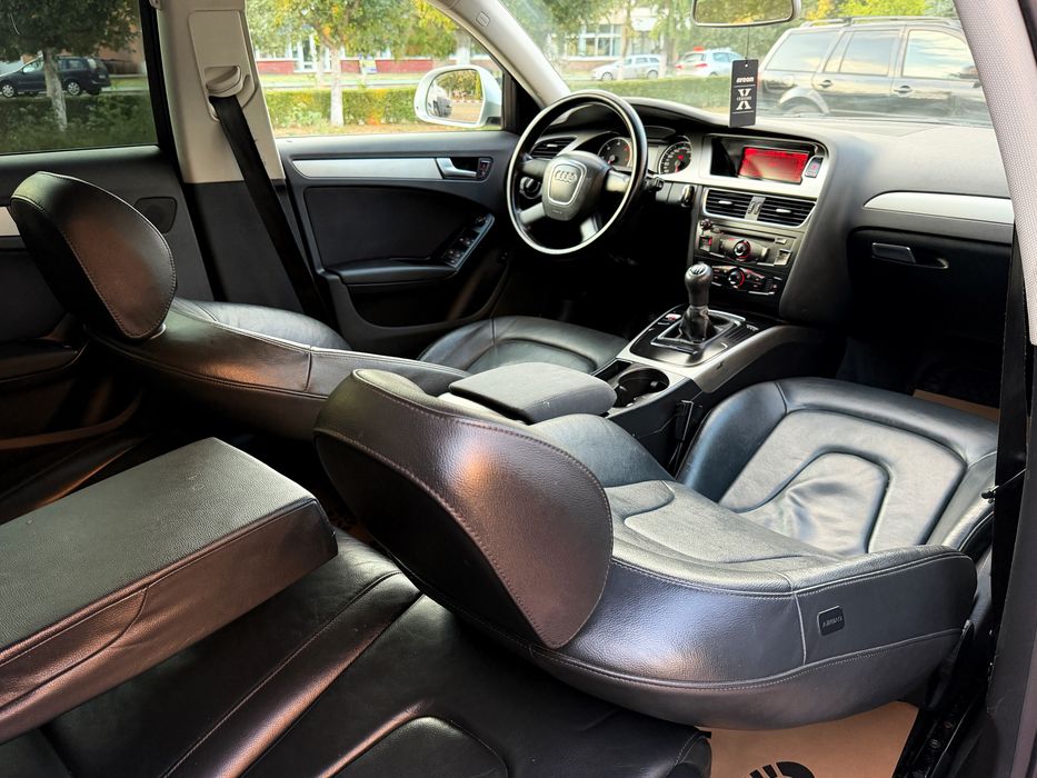 **Audi A4 2.0 Tdi - 143 CP // An fabricatie 2009 - Recent adusa // BI-Xenon - Led!**