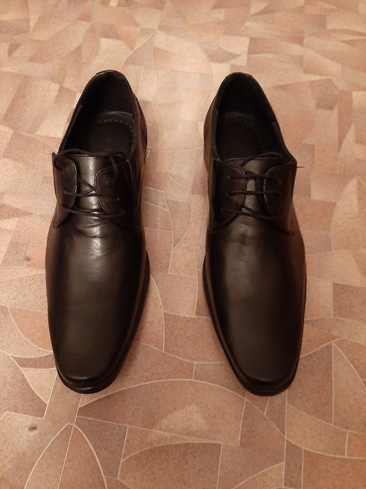 Продаётся Мужские новые туфли
