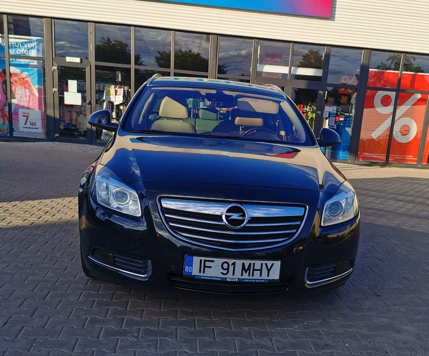 Opel Insignia Sports Tourer, 2009
