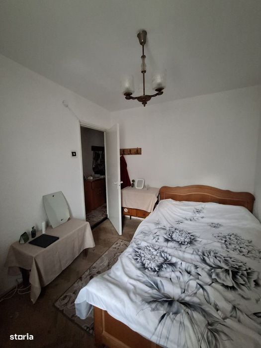 Marasesti-Apartament de 2 camere decomandat, mobilat