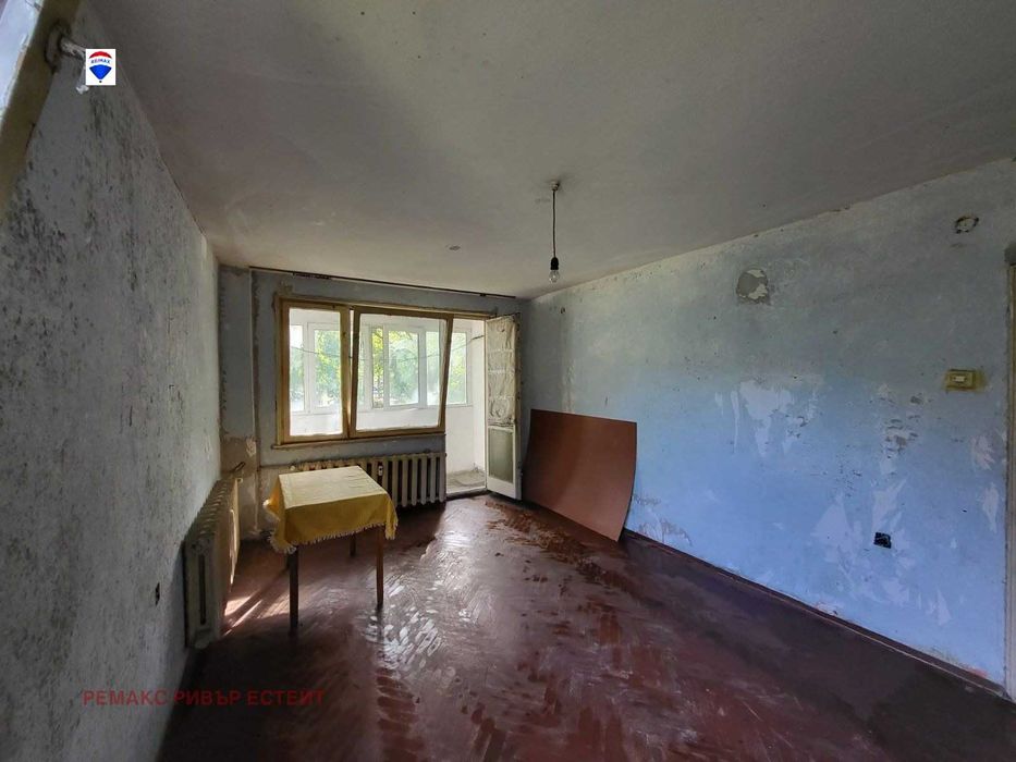 Продава се Тристаен апартамент в Русе, Здравец - 73 кв.м за 999 €/кв.м - Снимка #3