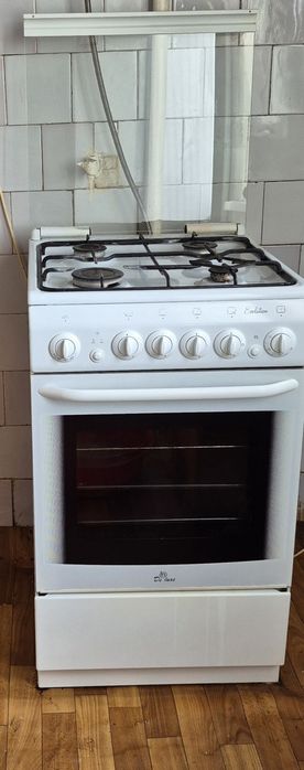 Срочно продам газовую плиту