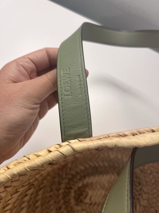 Сумка Loewe Raffia Anagram Basket