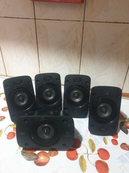 Sateliti Logitech z906