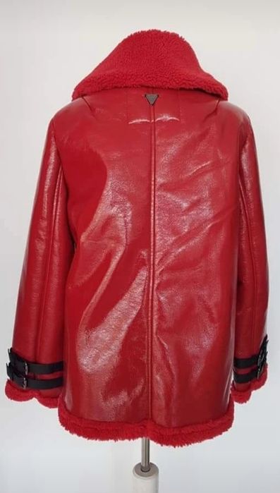 Geaca Guess noua, originala