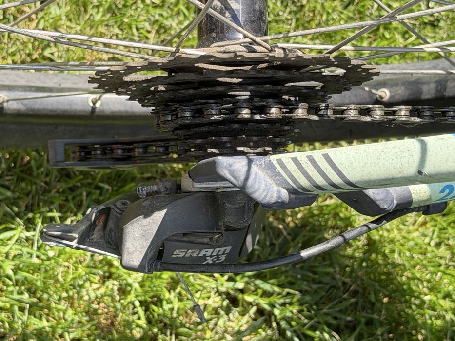 Bicicletă MTB B’Twin Rockrider 520 – 27,5” – SRAM X4 – frâne pe disc