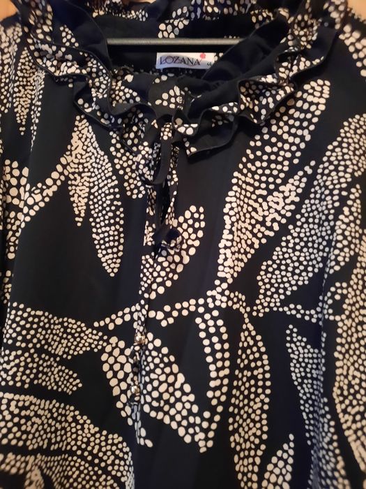 Frumoasa bluza eleganta mărimea 48-50