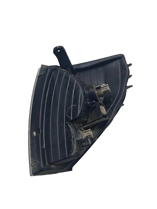 Lampa De Semnalizare Dreapta Fata Toyota Land Cruiser 90 _J9_ 1995 ->