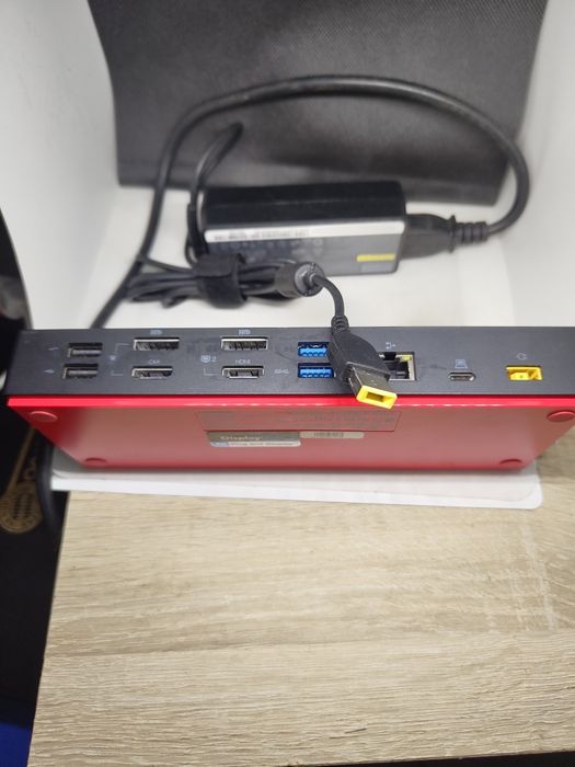 Doking station lenovo thinkpad hybrid usb-c cu usb-a