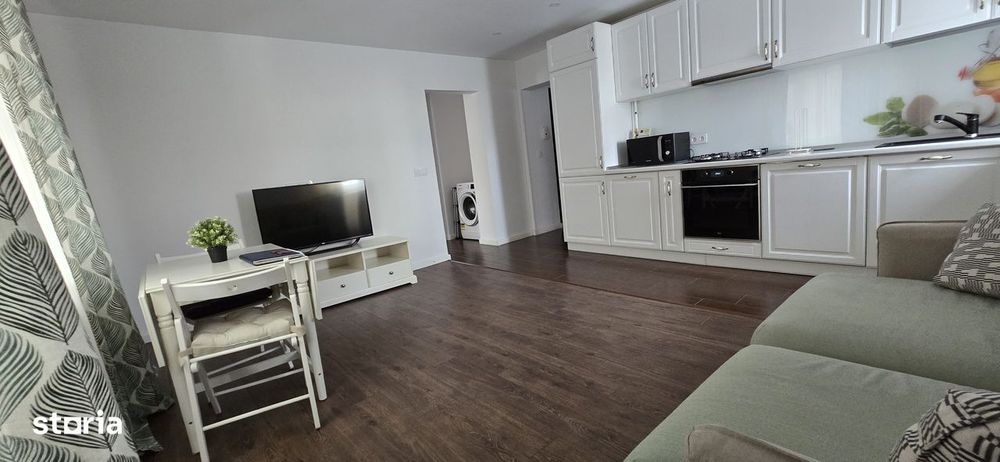 Micro 4 Targoviste , inchiriere apartament 3 camere