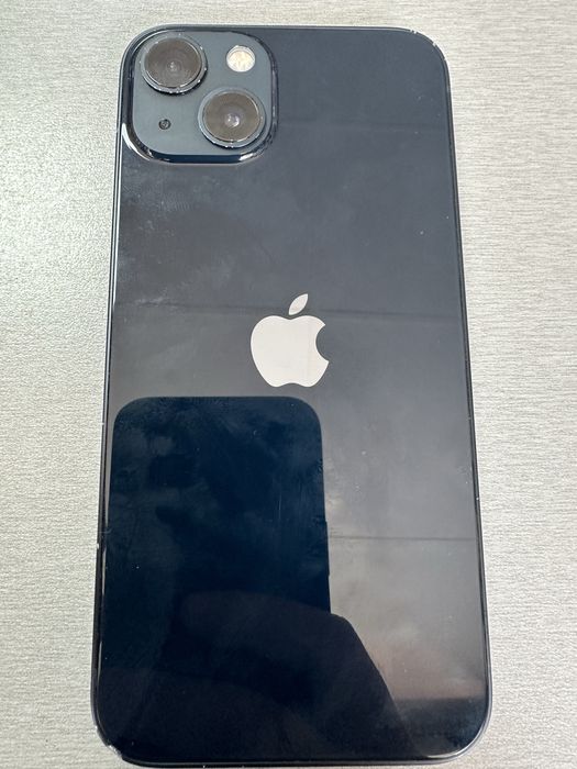 Продавам Iphone 13 128GB-добро състояние