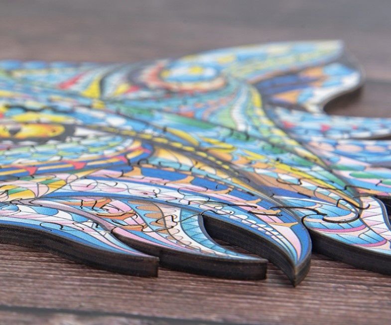 Дървени пъзели различни модели Дървен пъзел 150+ части включва кутия